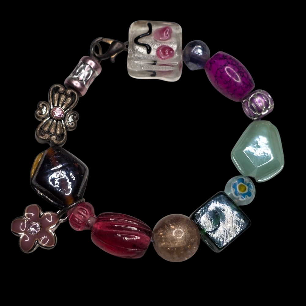 Vintage Artisan Hand Crafted Assorted Mixed Handmade Art Glass Beaded Bracelet - Picture 2 of 9